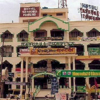 Yasodha Towers Hotel Hosur Bagian luar foto